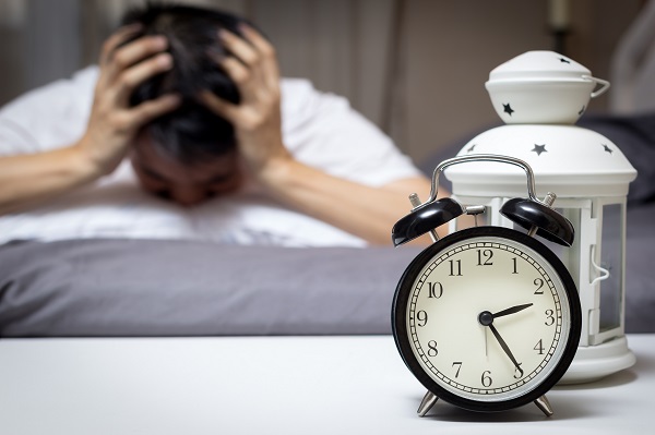Tại sao người trẻ bị mất ngủ? Giải pháp nào là tối ưu?